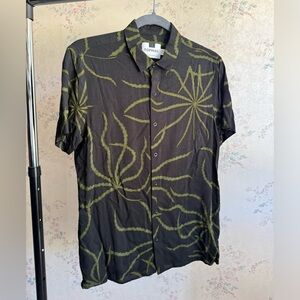 Top Man size S button down short sleeve shirt